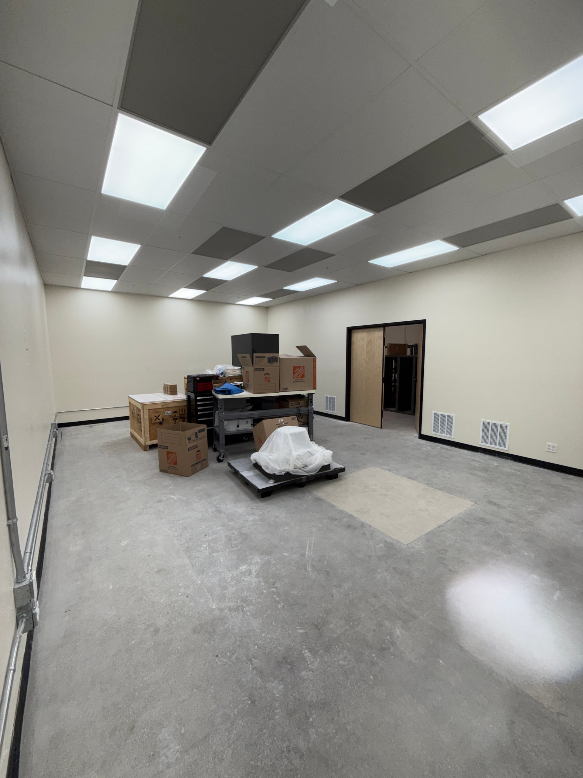 XTENTI - ISO 8 / ISO 7 Capable Cleanroom